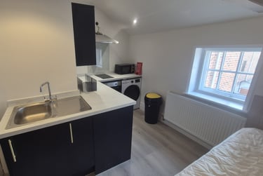 1 bed flat, Main Street, Heslington, York, YO105EA - Image 5