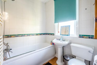 5 bed house, White Cross Road, The Groves, York, YO318JR - Image 8