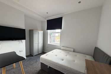 2 bed flat, Fulford Road, Grange Garth, York, YO104BD - Image 8