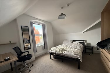 2 bed flat, Heslington Road, Fishergate, York, YO105AU - Image 8