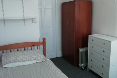 3 bed house, Fleeson Street, Rusholme, Manchester, M145NG - Image 2