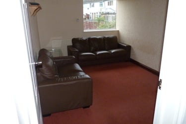 4 bed house, Tennyson road, City Centre, Loughborough, LE114LE - Image 4