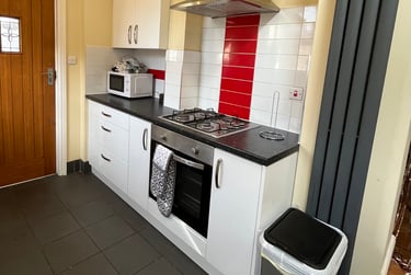 6 bed house, Greenbank Road, Sefton Park, Liverpool, L181HN - Image 2