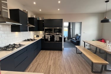 7 bed house, Smithdown Road, Sefton Park, Liverpool, L155AJ - Image 2