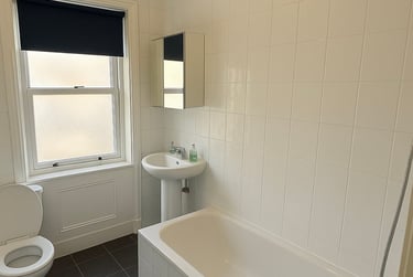 6 bed flat, Greenbank Drive, Sefton Park, Liverpool, L171AN - Image 9