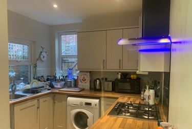 4 bed house, Russell road, Wavertree, Liverpool, L181DE - Image 1
