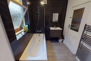 4 bed house, Commercial Way, Peckham, London, SE151PT - Image 1