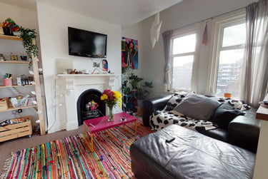 3 bed flat, Valmar Road, Camberwell, London, SE59NG - Image 1