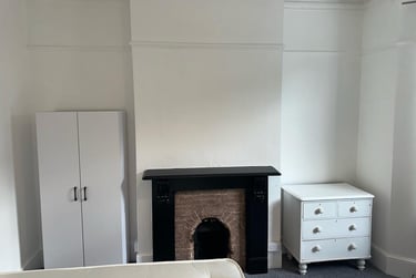 6 bed house, Crofton Road, Peckham, London, SE58LZ - Image 2