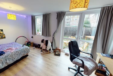 4 bed flat, Sedgmoor Place, Southwark, London, SE57SE - Image 1