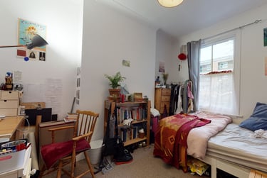 3 bed house, Graces Road, Camberwell, London, SE58PF - Image 2