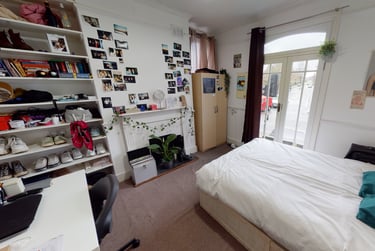 3 bed house, Queens Road, Peckham, London, SE152NG - Image 1