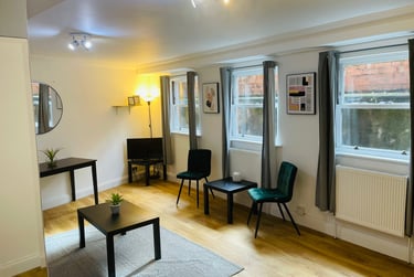 1 bed flat, 123 Queens Rd, Southwark, London, SE152EZ - Image 2