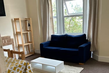 4 bed house, Commercial Way, Peckham, London, SE151PT - Image 1