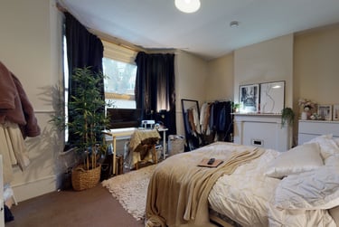 6 bed house, Clayton Road, Peckham, London, SE155JG - Image 1