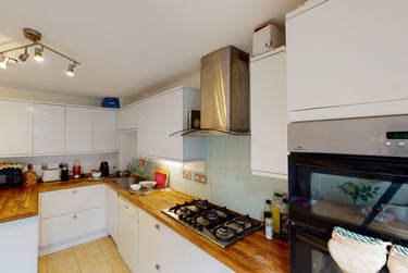 3 bed flat, Vestry Mews, Camberwell, London, SE58NS - Image 3