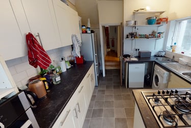 6 bed house, Talfourd Road, Peckham, London, SE155NY - Image 1