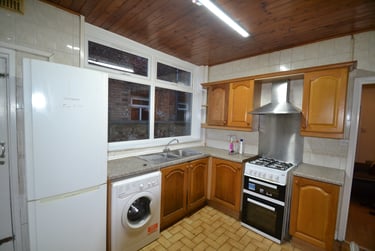 5 bed house, Dickenson Road, Longsight, Manchester, M130NR - Image 10