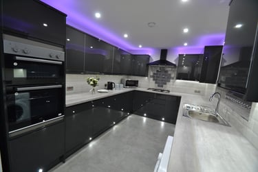 6 bed house, Langdale Road, Victoria Park, Manchester, M145PN - Image 2