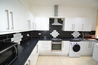 5 bed house, Belgrave Avenue, Longsight, Manchester, M145DL - Image 15