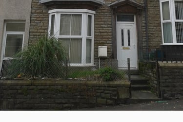 6 bed house, Ysgol Street, Port Tennant, Swansea, SA18LF - Image 1