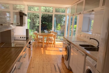 6 bed house, Springfield Road, Pennsylvania, Exeter, EX46JL - Image 1