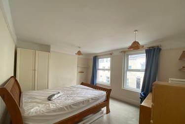 5 bed house, Culverland Road, Mount Pleasant, Exeter, EX46JJ - Image 2