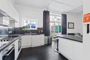 10 bed house, Marlborough Road, Near university, Plymouth, PL48LP - Image 1