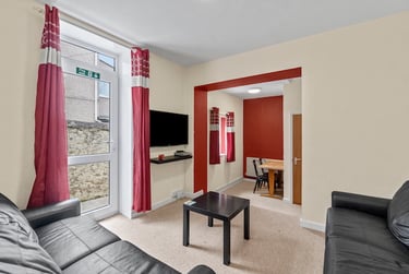 8 bed house, North Road East, Mutley, Plymouth, PL46AS - Image 5