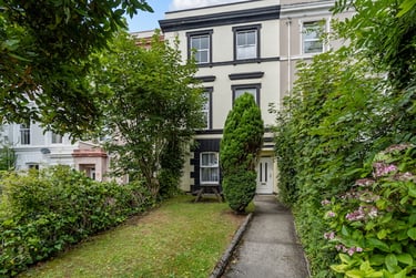 8 bed house, North Road East, Mutley, Plymouth, PL46AS - Image 2