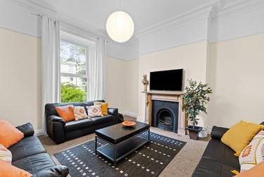 8 bed house, North Road East, Near university, Plymouth, PL46AY - Image 2