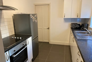 4 bed house, Oxford Street, Far Cotton, Northampton, NN48HE - Image 3