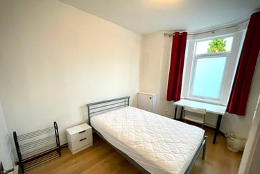 4 bed house, Oxford Street, Far Cotton, Northampton, NN48HE - Image 10