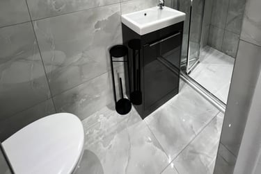 6 bed house, Thornton Road, Shelton, Stoke, ST42BD - Image 9