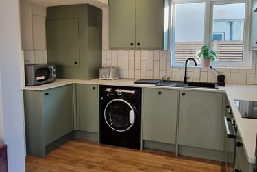 4 bed house, Beeston Road, Dunkirk, Nottingham, NG72JR - Image 2