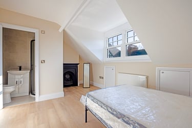 6 bed house, Queen Annes Road, Bootham, York, YO307AA - Image 2