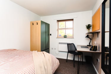 6 bed flat, Holland Drive, Spital Tongues, Newcastle, NE24LB - Image 4