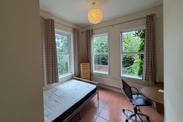 9 bed house, Ash Grove, Hyde Park, Leeds, LS61AX - Image 5