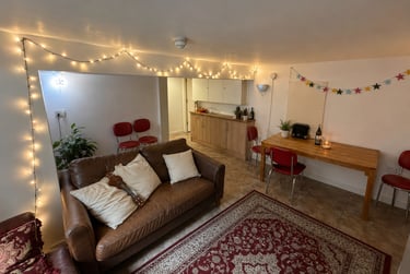 9 bed house, Ash Grove, Hyde Park, Leeds, LS61AX - Image 3