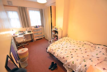 8 bed house, Belle Vue Road, Hyde Park, Leeds, LS31HF - Image 4