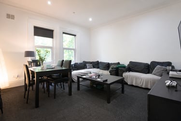 7 bed house, Cardigan Road, Burley, Leeds, LS61EB - Image 1