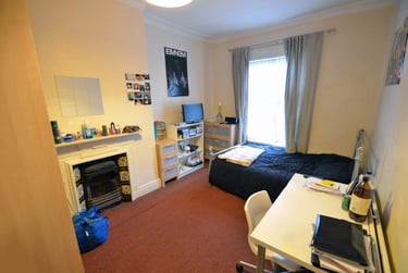 8 bed house, Belle Vue Road, Hyde Park, Leeds, LS31HF - Image 5