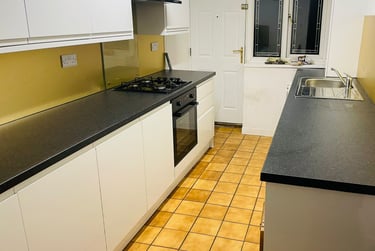 2 bed house, Queen Anne Street, Shelton, Stoke, ST42EQ - Image 5