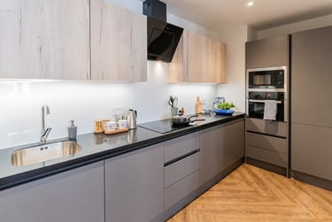 4 bed flat, Cross Street, Green Quarter, Salford, M37EX - Image 1