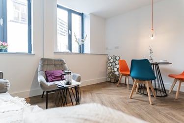 4 bed flat, Cross Street, Green Quarter, Salford, M37EX - Image 3