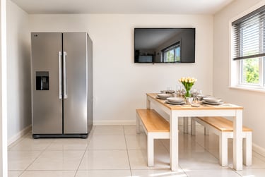 6 bed house, Gadd Street, Radford, Nottingham, NG74BJ - Image 2