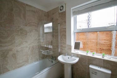 5 bed house, Harold Road (All DOUBLE BEDROOMS), Near university, Portsmouth, PO40LS - Image 12