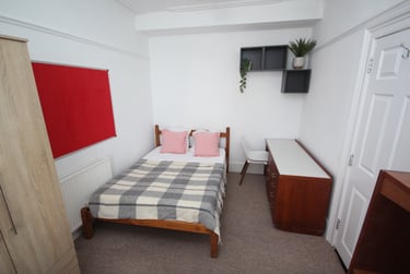 4 bed house, Jessie Road (ALL DOUBLE BEDROOMS), Southsea, Portsmouth, PO40EW - Image 8