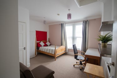 5 bed house, Jessie Road (Popular Student Road), Near university, Portsmouth, PO40EL - Image 3