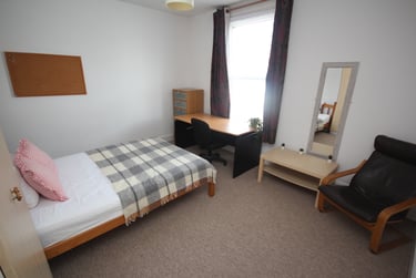 5 bed house, Fawcett Road (Popular Student Road), University of portsmouth, Portsmouth, PO40DP - Image 6